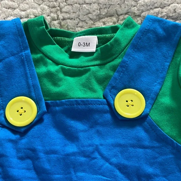 “Luigi” Infant Overall and Hat Set - Picture 2 of 6